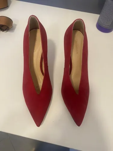 Scarpin Shoestock vermelho 