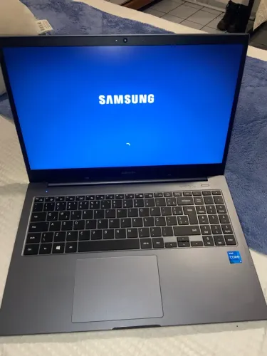 Notebook Book Samsung - Intel core I5, 16GB RAM , 1 TERA HD