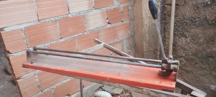 Riscadeira de ceramicas