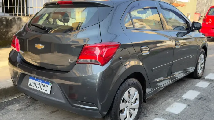 Chevrolet Onix Hatch LT 1.0 8V Flex Mec. 4P 2019