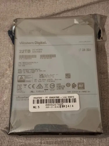 HD WESTERN DIGITAL 22TB SATA NOVO, LACRADO.