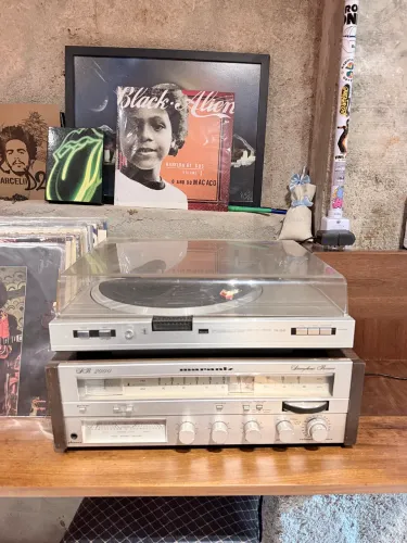 Toca Disco Sansui FR-D45 e SR2000 Marantz Receiver