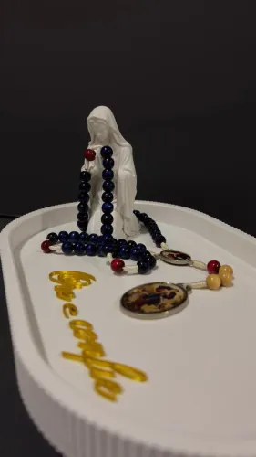 Porta Terço Nossa Senhora - Bandeja Ore e Confie - Decoração Religiosa 3D