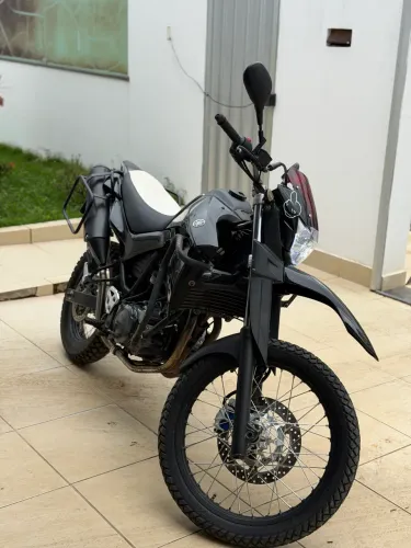 Moto conservadíssima 