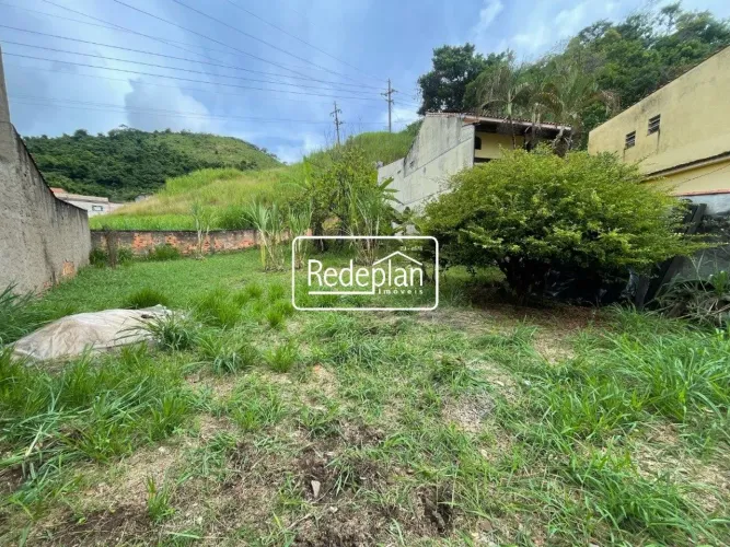 Terreno à venda em Barra Mansa, localizado em Santa Maria.
