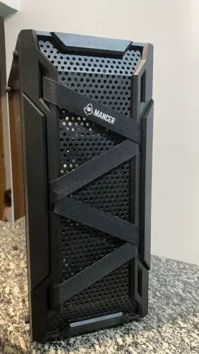 Gabinete mancer kevlar mesh +6 fans (3 rise mode ARGB + 3 Fans) - excelente estado