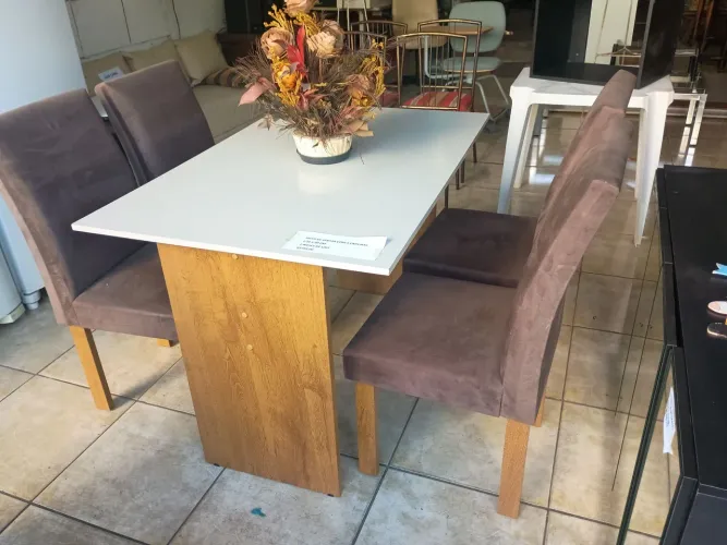 Mesa de jantar 