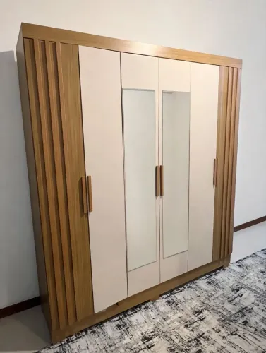 Guarda-roupa<br>