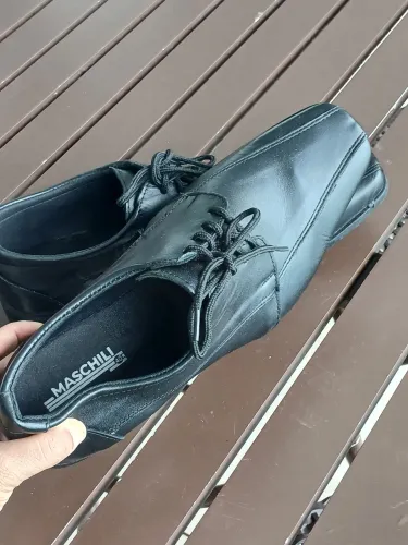 Sapato social masculino seminovo usado apenas uma vez