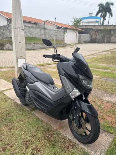 Nmax 160 revisão em dia tudo ok