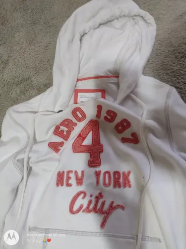 Promoção para retirar lindo moletom Aeropostale importado usado veste M e G