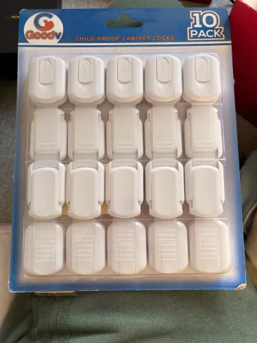 Kit infantil de 10 travas para gaveta e armário da GoodV.