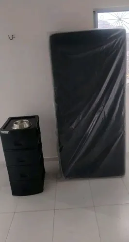 Cama de solteiro + sofá cama e gaveteiro R$ 1500