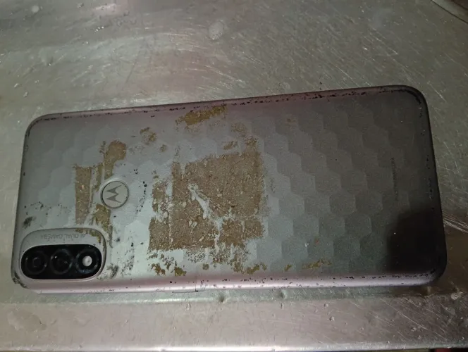 Celular pra retirada de peças