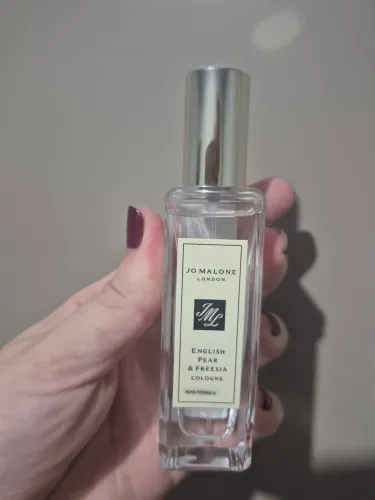 Jo Malone English, pear and freesia