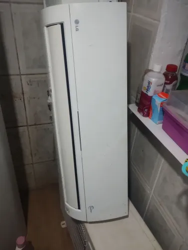 Vender se ar condicionado 12 mil btus LG inverter