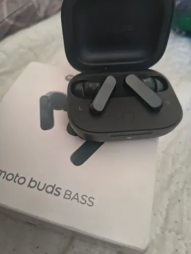 VENDO MOTOROLA MOTO BUDS BASS ? R$ 200,00