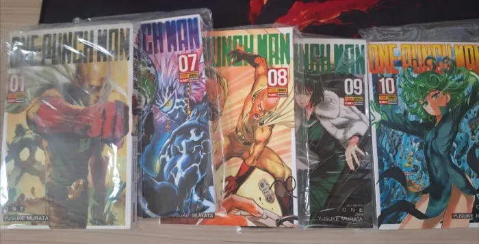 One Punch Man Volumes 1, 7, 8, 9 e 10