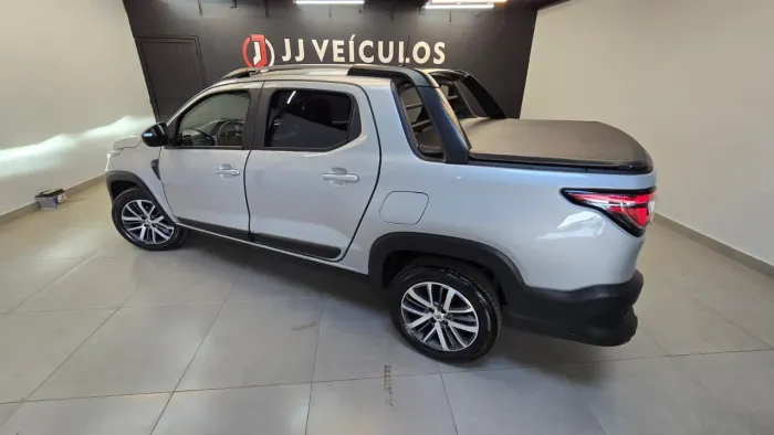 Fiat Strada Volcano 1.3 Flex 8V CD 2023