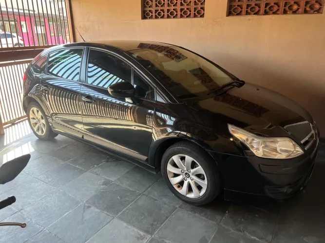 Citroen C4 GLX 2.0 Flex 16V 5P Aut. 2013