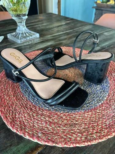 Calçados feminino número 37/38