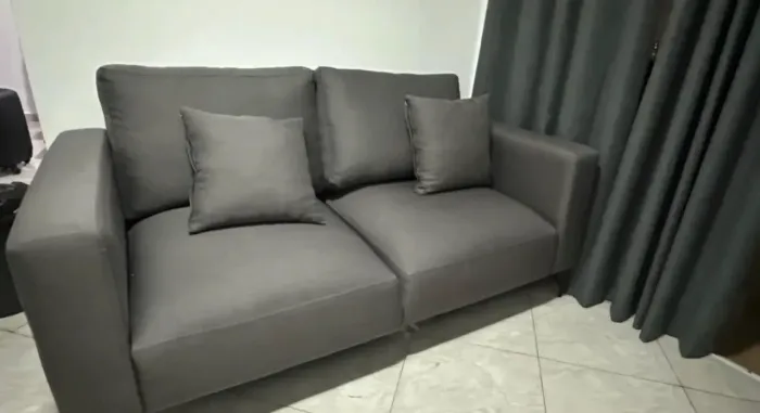 Sofá 2 Lugares com Molas Ensacadas 170 cm Unne Linho Cinza