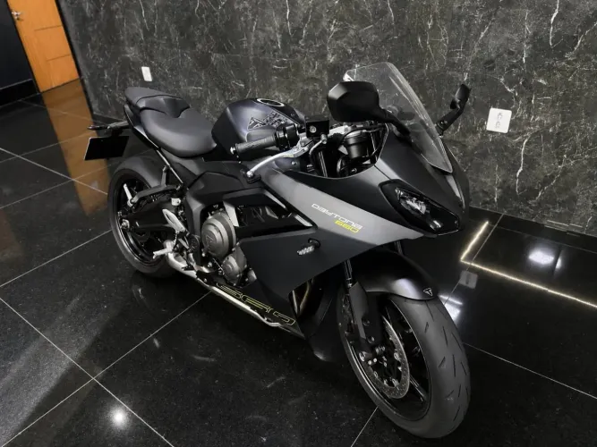 Triumph Daytona 660 2025