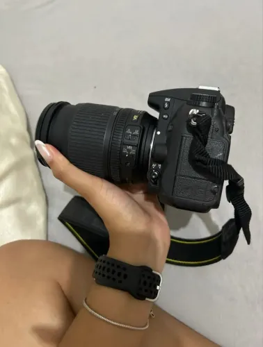 Vendo câmera Nikon D7000