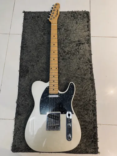 Guitarra elétrica telecaster da waldman + amplificador warm music maxx 15 + capa