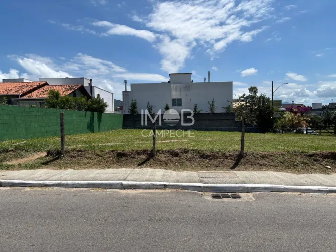 Terreno de 450m² à venda no Campeche - Florianópolis/SC