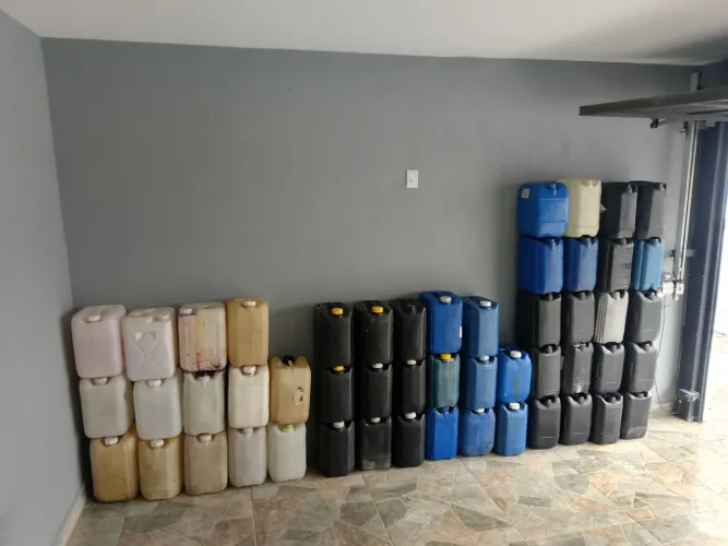 Bombonas / Galões de 20 litros 