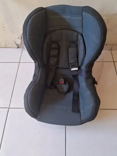Cadeira para Auto Nania Cosmo SP (9 a 18kg) - Estofado Novo / Recoberta!