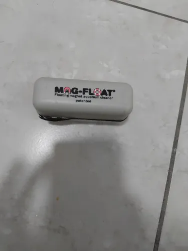 limpador magnético flutuante para aquários da marca Mag-Float, modelo F0125