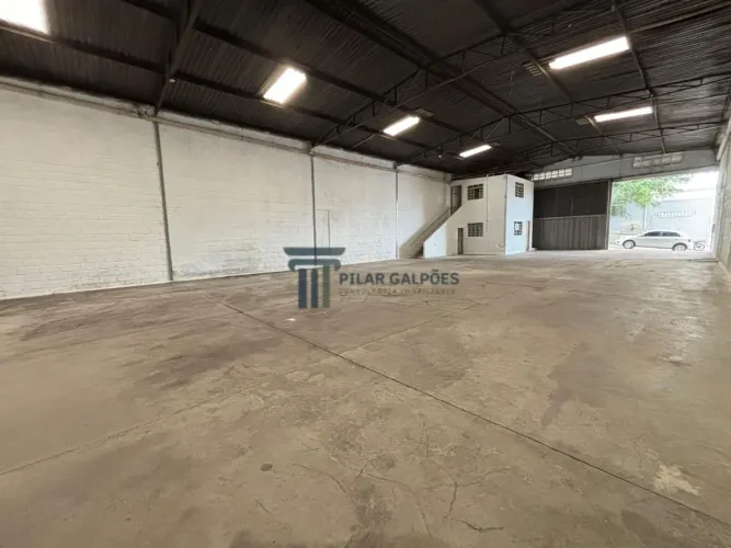 Galpão para alugar próximo ao Ceasa com 350 m² de ABL