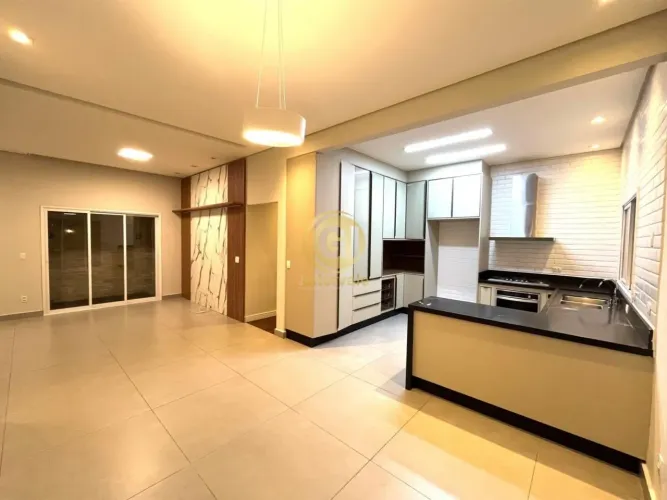 Casa em Condomínio de Luxo no Urbanova, São José dos Campos-SP: 5 quartos, 1 suíte, 1 sala