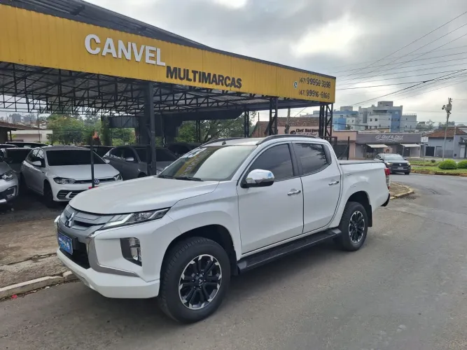Mitsubishi L200 Triton Sport HPE 2.4 CD Diesel Aut. 2023