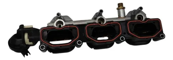 Intake Direito Flauta Audi A6 2015 06e133110ar S/ Sensor