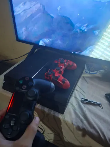 Ps4 2tera de memória 