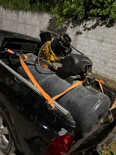 COMPRESSOR SEMI NOVO