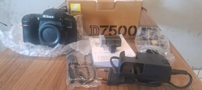 Nikon D7500 Profissional + Qualidade 4K  nova na caixa