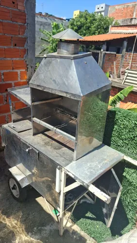 Carrinho de churrasco