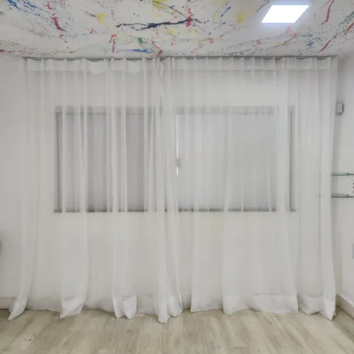 Cortina Completa Voil Branco + Blackout com Trilho Incluso