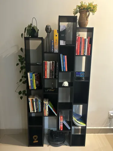 Estante de livros linda e moderna TOKSTOK