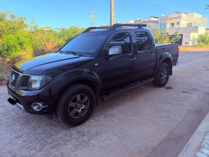 Nissan Frontier SV Attack CD 4X2 2.5 TB Diesel 2015