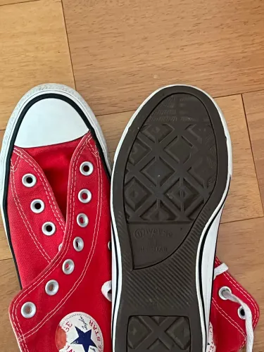 Tênis All Star tamanho 35