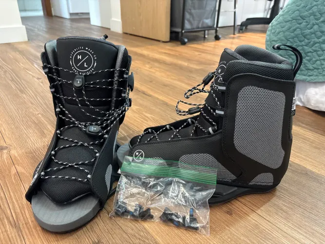 Bota de wake Hyperlite Remix 2022. Nunca usada comprada no início de 2026 perfeito estado