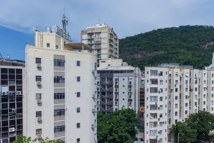 Imóvel para venda possui 88 metros quadrados com 3 quartos em Humaitá - Rio de Janeiro - R