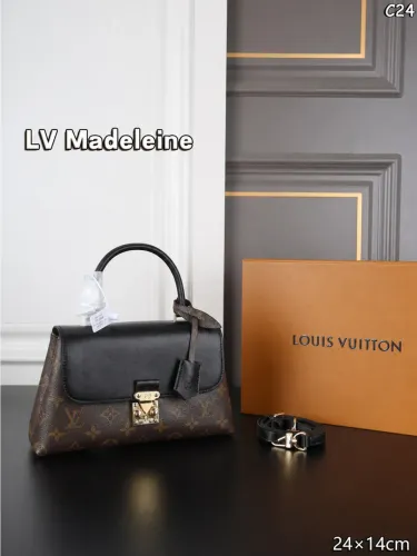 Bolsa Louis Vuitton Madeleine Monograma Preta com Alça Removível 24 × 14 cm