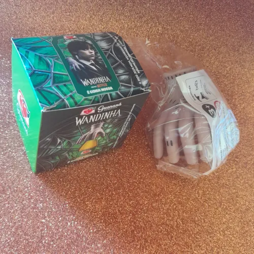 Miniatura Mãozinha Wandinha Guaraná Antártica 