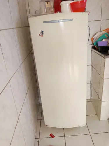 Vendo geladeira